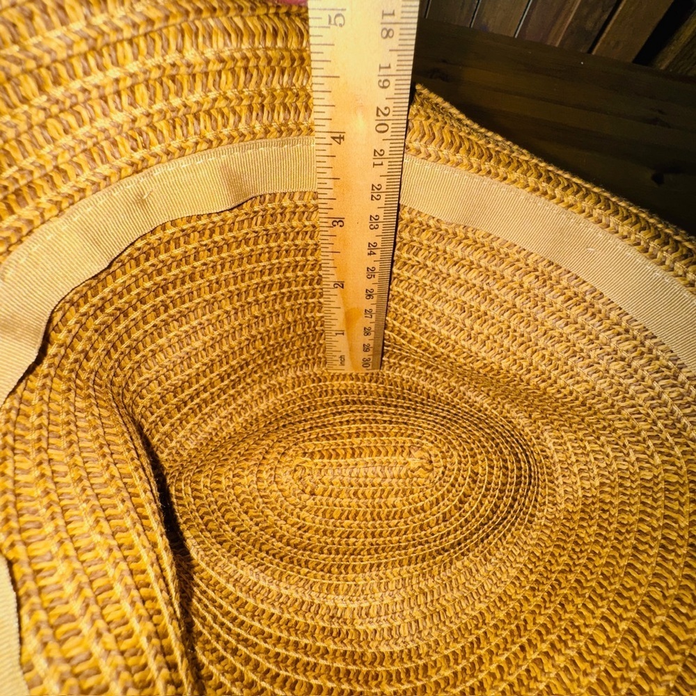 Straw hat - Picture 9 of 13